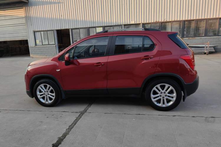 Used Chevrolet Trax 2016 1.4T Automatic Two-Wheel Drive Comfort Version with Sunroof