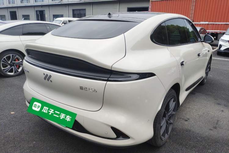 Used IM LS6 2023 Max Long-Range Version Rear Right 45 Deg