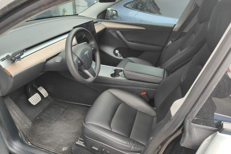 Used Tesla Model Y 2021 Performance High-Performance All-Wheel-Drive Version
