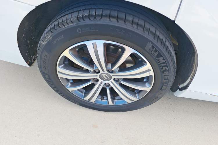 Used GAC Trumpchi M8 2018 320T Luxury Edition Right Rear Wheel Hub