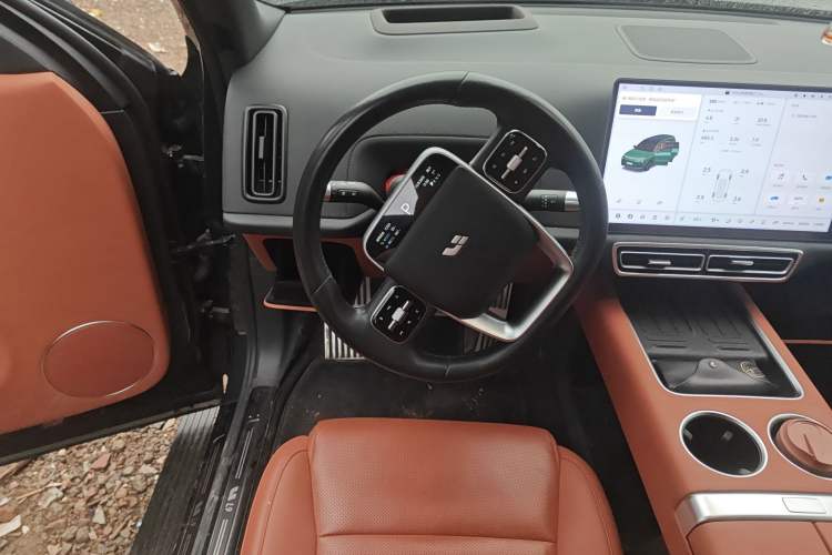 Used Li Auto L9 2022 Max model
