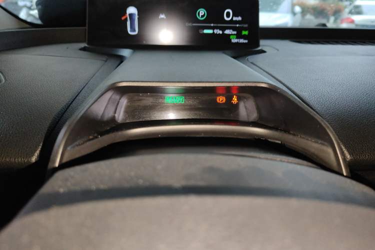 Used Toyota bZ3 2023 517 km Elite PRO Instrument Cluster