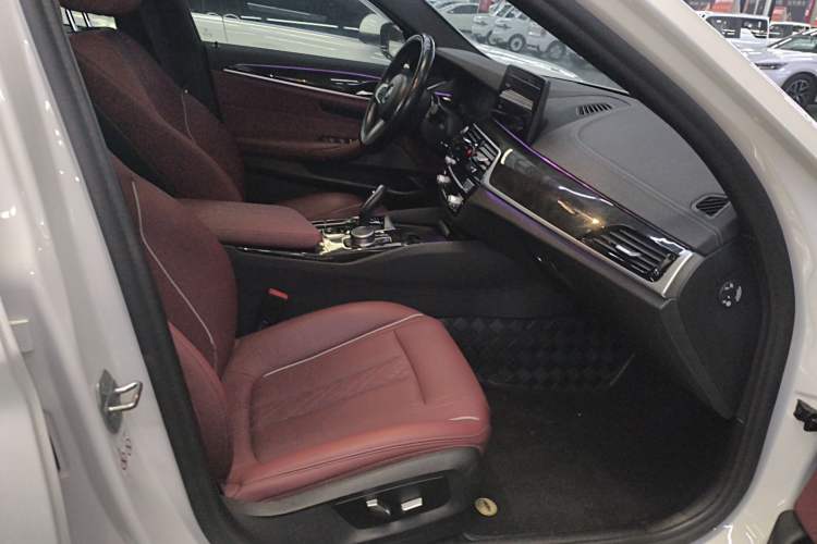 Used BMW 5 Series 2022 Restyled 525Li M Sport Package