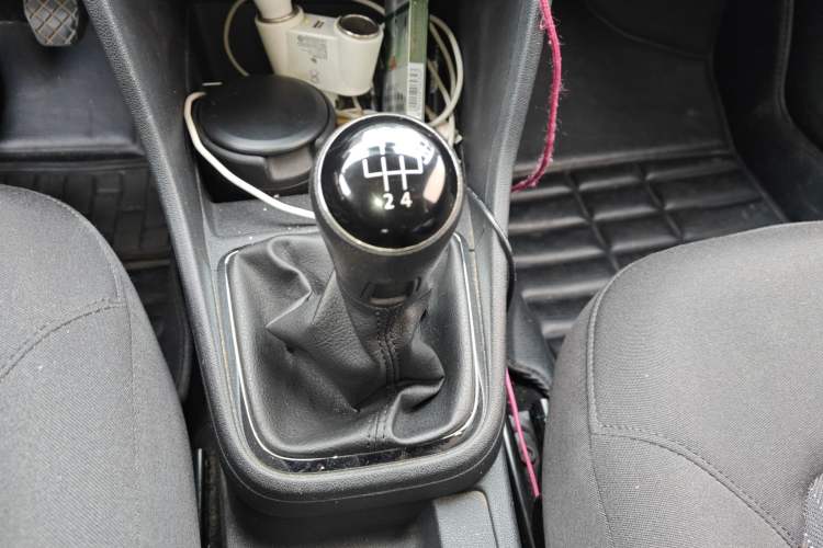 Used Volkswagen Jetta 2015 Zhihui Edition 1.4L Manual Comfort Model