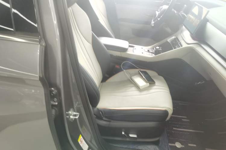 Used BYD Song PLUS New Energy 2021 DM-i 51KM Prestige Model Right Front Seat