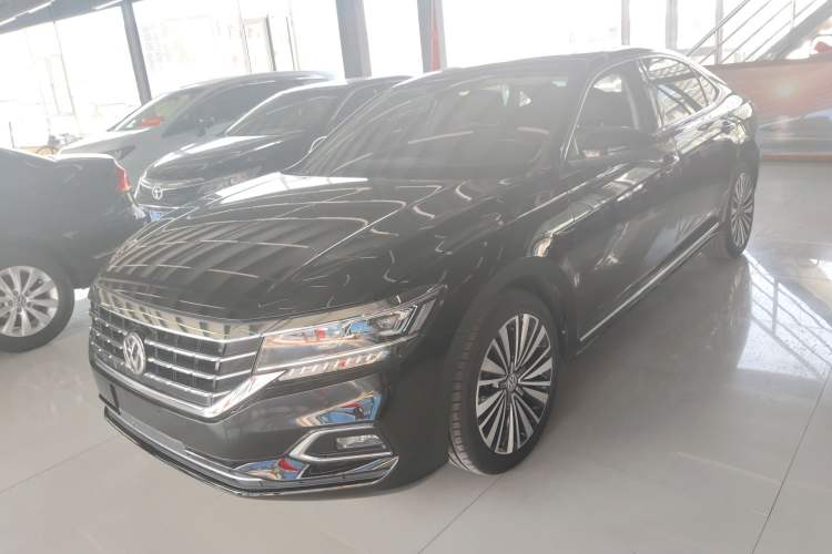 Used Volkswagen Passat 2019 330TSI Luxury Edition China VI Standard