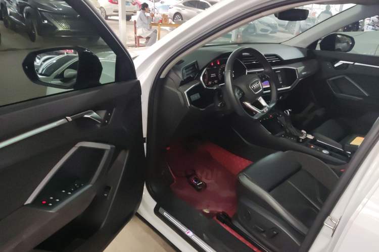 Used Audi Q3 Sportback 2022 40 TFSI Fashion Model
