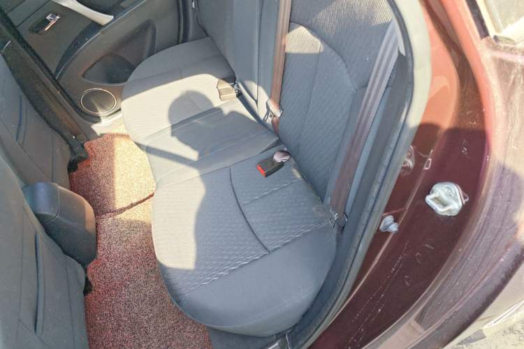 Used Haima M6 2017 1.6L Manual Comfort Model
