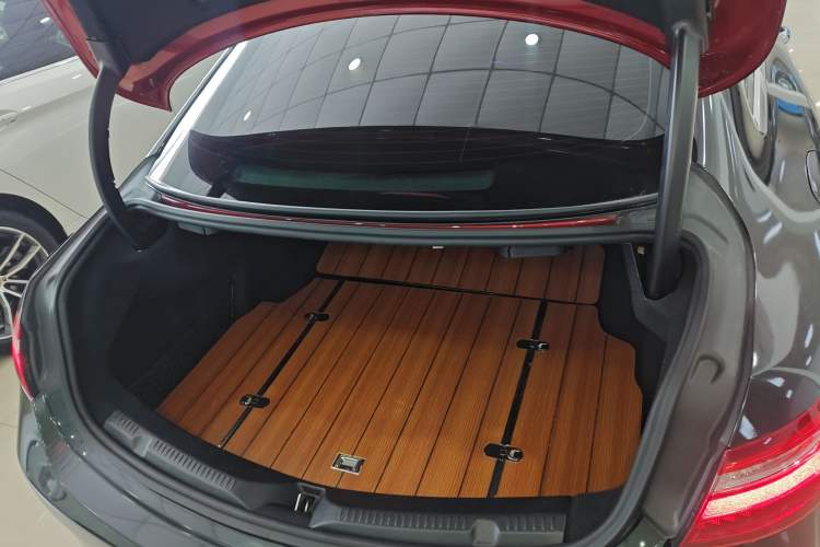 Used Mercedes-Benz E-Class 2020 E 260 Coupe