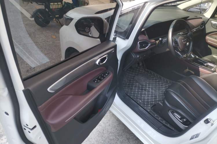 Used GAC Trumpchi M6 2023 PRO 270T DCT Luxury Edition