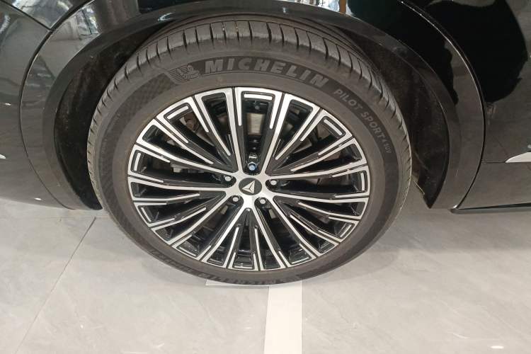 Used Deepal S09 2025 Rear-Drive Ultra