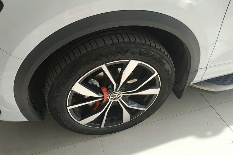 Used Volkswagen T-ROC 2024 300TSI DSG Two-Wheel-Drive Chen Guang Edition