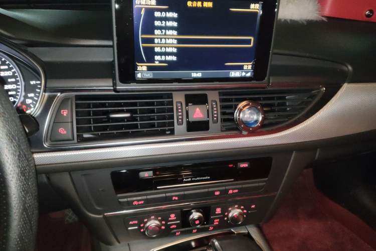 Used Audi A6L 2012 TFSI Standard Model Audio And AC Panel