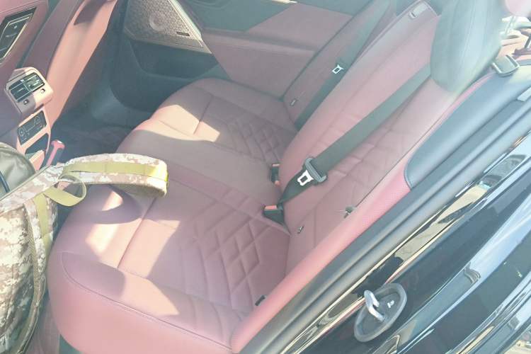 Used BMW 5 Series 2025 530Li Luxury Edition M Sport Package
