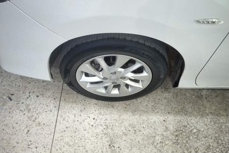 Used Honda Greiz 2016 1.5L CVT Classic Edition
