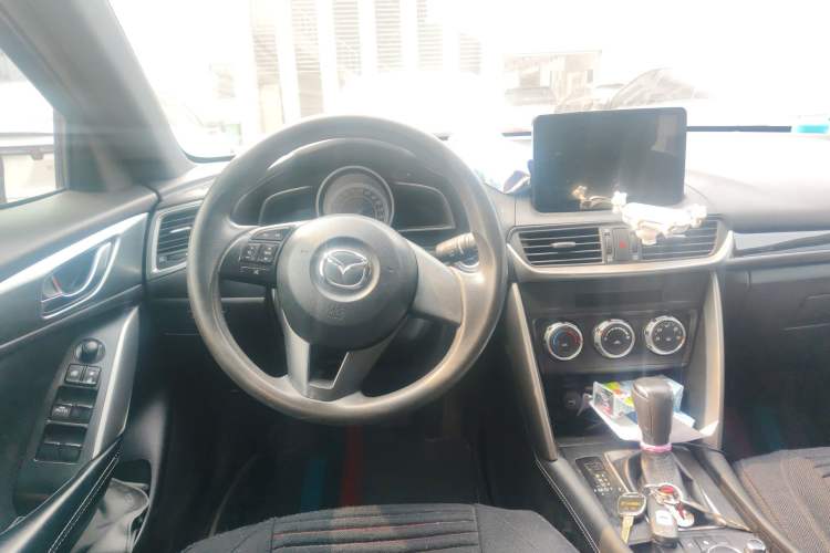 Used Mazda CX-4 2016 2.0L Automatic 2WD Blue Sky Dynamic Edition