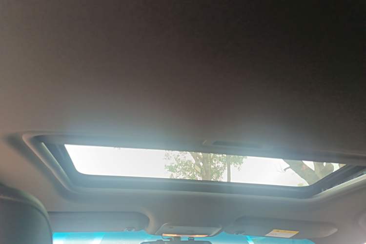 Used Chevrolet Monza 2020 Light Hybrid RS 330T Automatic Comfort Edition Headliner