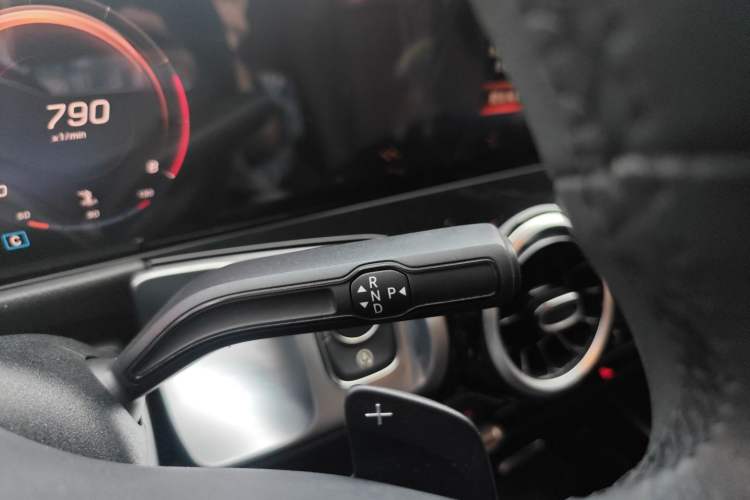 Used Mercedes-Benz GLB 2022 Second Facelift GLB 200 Fashion Edition