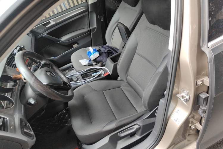 Used Volkswagen Golf 2015 1.4TSI Automatic Comfort Model Left Front Seat