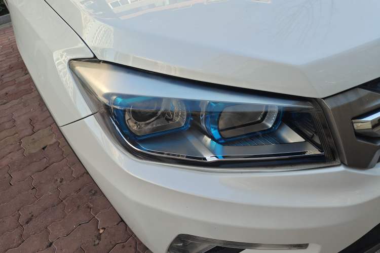 Used Changan CS75 2014 1.8T Automatic Elite Version China V Standard
