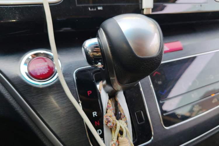 Used Honda Elysion 2016 2.4L Luxury Edition