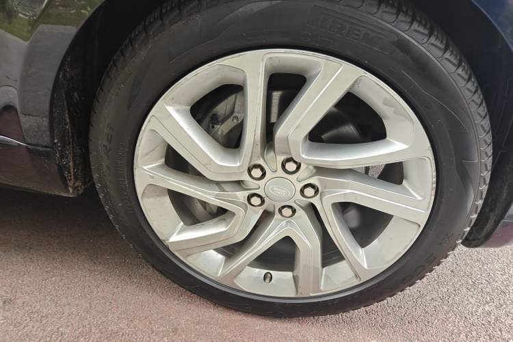 Used Land Rover Range Sport 2020 3.0 L6 HSE DYNAMIC
