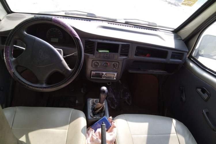 Used Wuling Zhiguang 2013 1.0L Practical Version