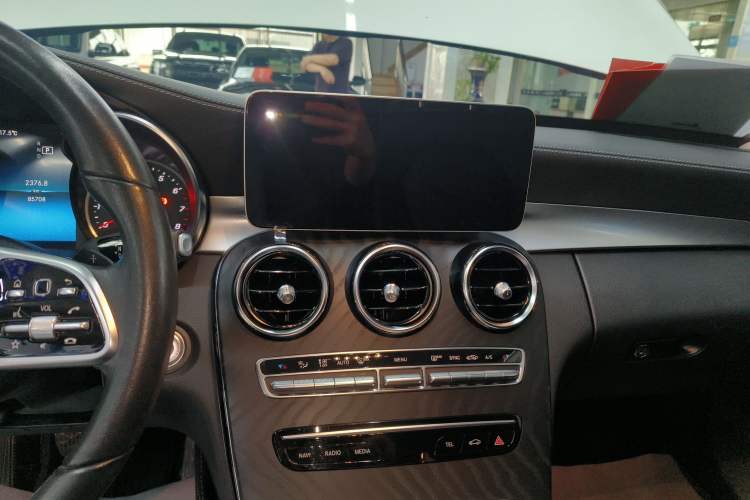 Used Mercedes-Benz C-Class 2019 C 180 L Fashion Edition Sport Version
