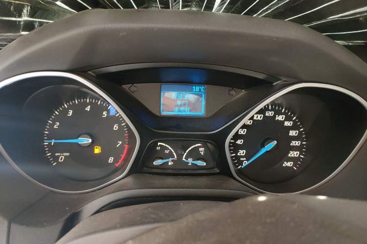 Used Ford Focus 2012 Sedan 1.6L Manual Comfort Model Instrument Cluster
