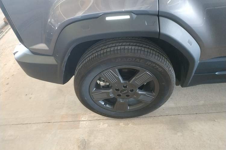 Used iCAR 03 2024 501km Range Two-Wheel Drive Long-Range Smart Trend Edition Exterior 5