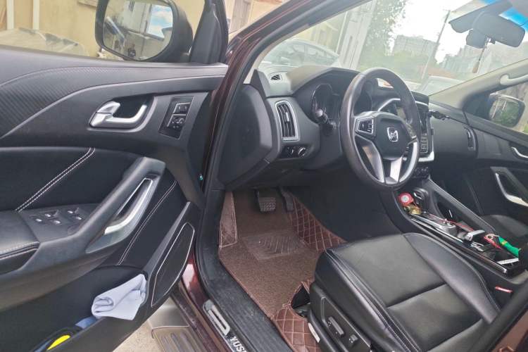 Used JMC Yusheng S350 2016 2.0T Automatic All-Wheel Drive Gasoline Ultra-Luxury 7-Seater