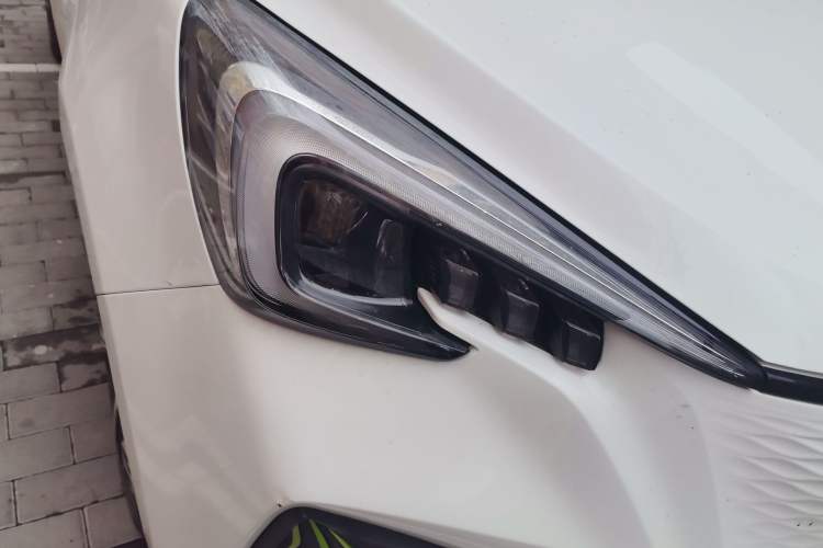 Used CHANGAN Benni E-Star 2022 Qingxin Edition Colorful Model Lithium Iron Phosphate
