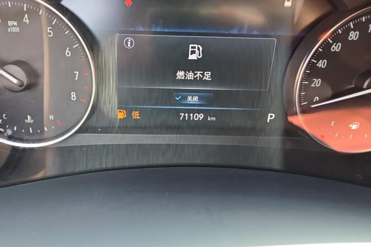 Used Buick GL8 2020 Land Cruiser Executive Class 652T Comfort Model
