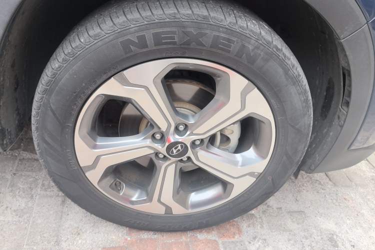 Used Hyundai Santa Fe 2019 380 TGDi TOP Automatic All-Wheel Drive Flagship (HTRAC) – China VI Standard Right Front Wheel Hub