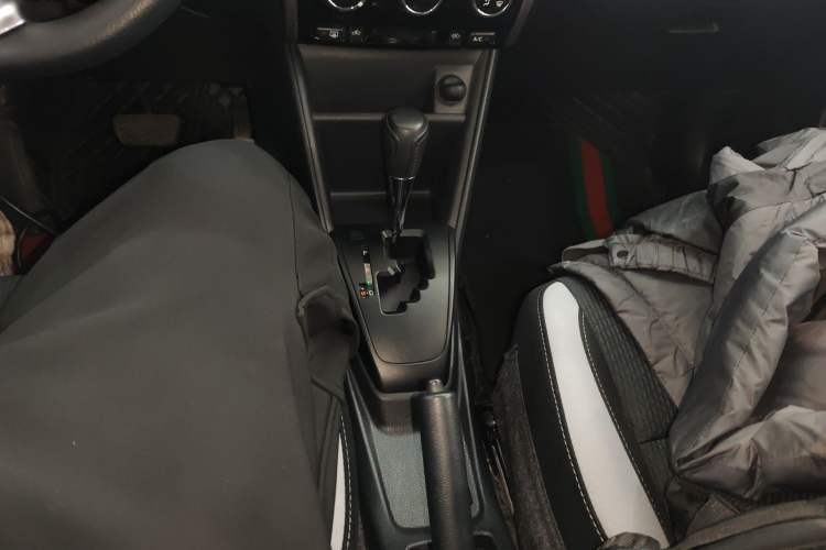 Used Toyota YARiS L Zhi Xuan 2022 X-Trail 1.5L CVT Leading PLUS Edition Gear Lever