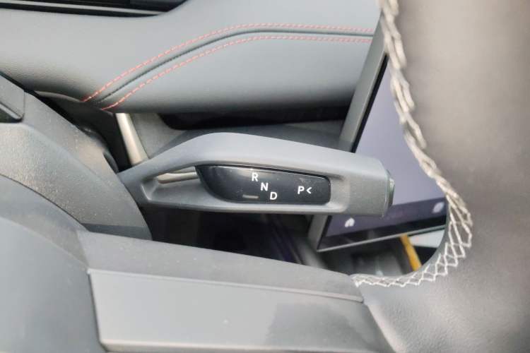 Used Xiaomi Auto SU7 2024 Rear-Drive Long-Range Intelligent Driving Version
