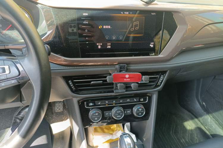 Used Volkswagen Tharu 2020 280TSI Two-Wheel Drive Luxury Edition China VI Standard Audio And AC Panel