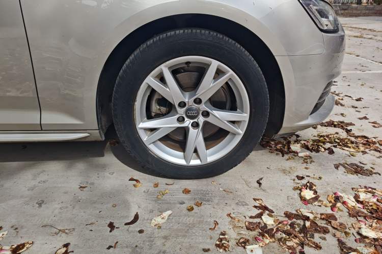 Used Audi A4L 2018 30th Anniversary Edition 40 TFSI Trendy Model