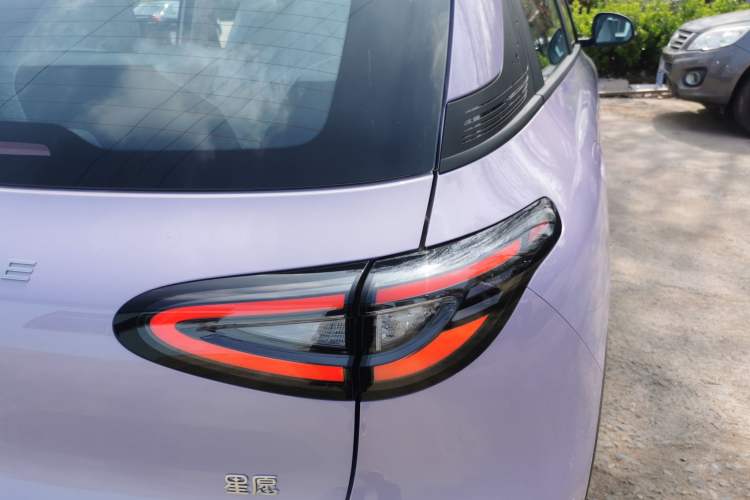 Used Geely Galaxy Geome 2026 Model 310km Dream Edition Right Rear Taillight