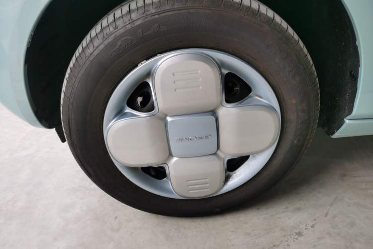 Used Geely Galaxy Panda 2024 Panda Mini 200km Endurance Bear