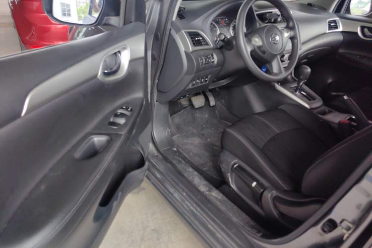 Used Nissan Sylphy 2021 Classic 1.6XE CVT Comfort Edition Driver Seat