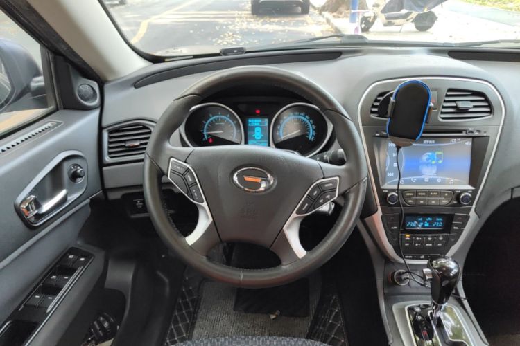 Used GAC Trumpchi GS5 2014 1.8T Automatic Two-Wheel Drive Supreme Edition