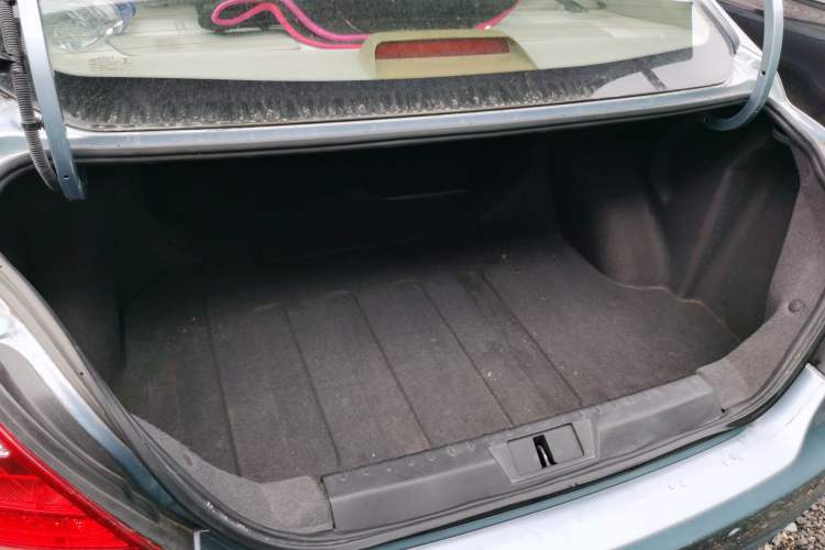 Used Geely Auto Emgrand 2014 Sedan 1.3T CVT Elite Model
