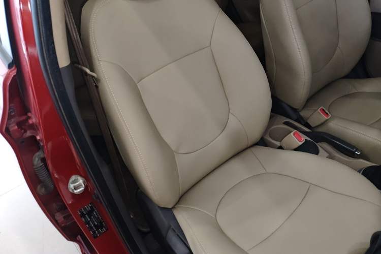 Used Hyundai Verna (older generation) 2010 Sedan 1.4L Manual Comfort GS