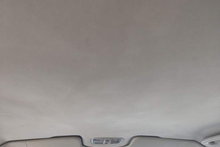 Used Great Wall Wingle 5 2017 2.0T European-spec Diesel Two-Wheel Drive Entry-Level Small Double-Cab GW4D20E