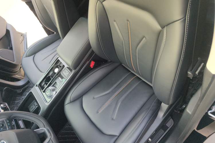 Used Ford Edge 2022 PLUS EcoBoost 245 Four-Wheel Drive Platinum Edition 7-Seater