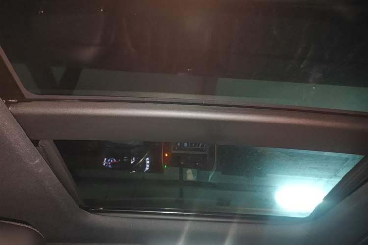 Used Lincoln MKC 2017 2.0T Four-Wheel Drive Prestige Edition
