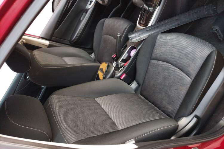 Used Nissan Tiida 2016 1.6L CVT Cool Dynamic Edition