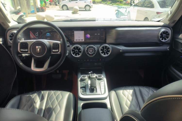 Used Tank 300 2023 Off-Road Edition 2.0T Challenger