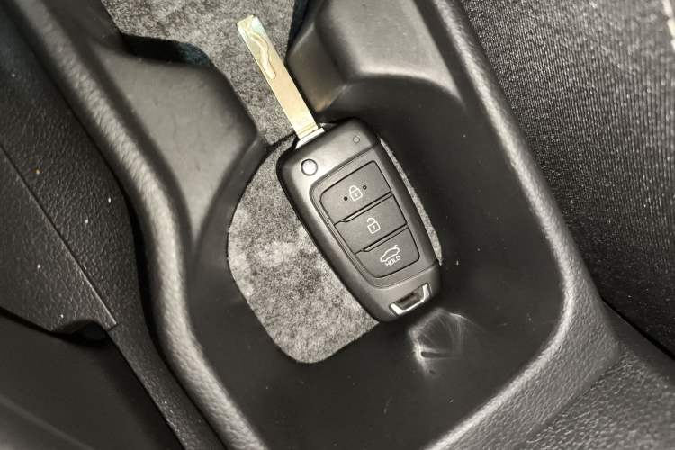 Used Hyundai Celesta 2020 1.6L Automatic GL Enjoyable Edition
